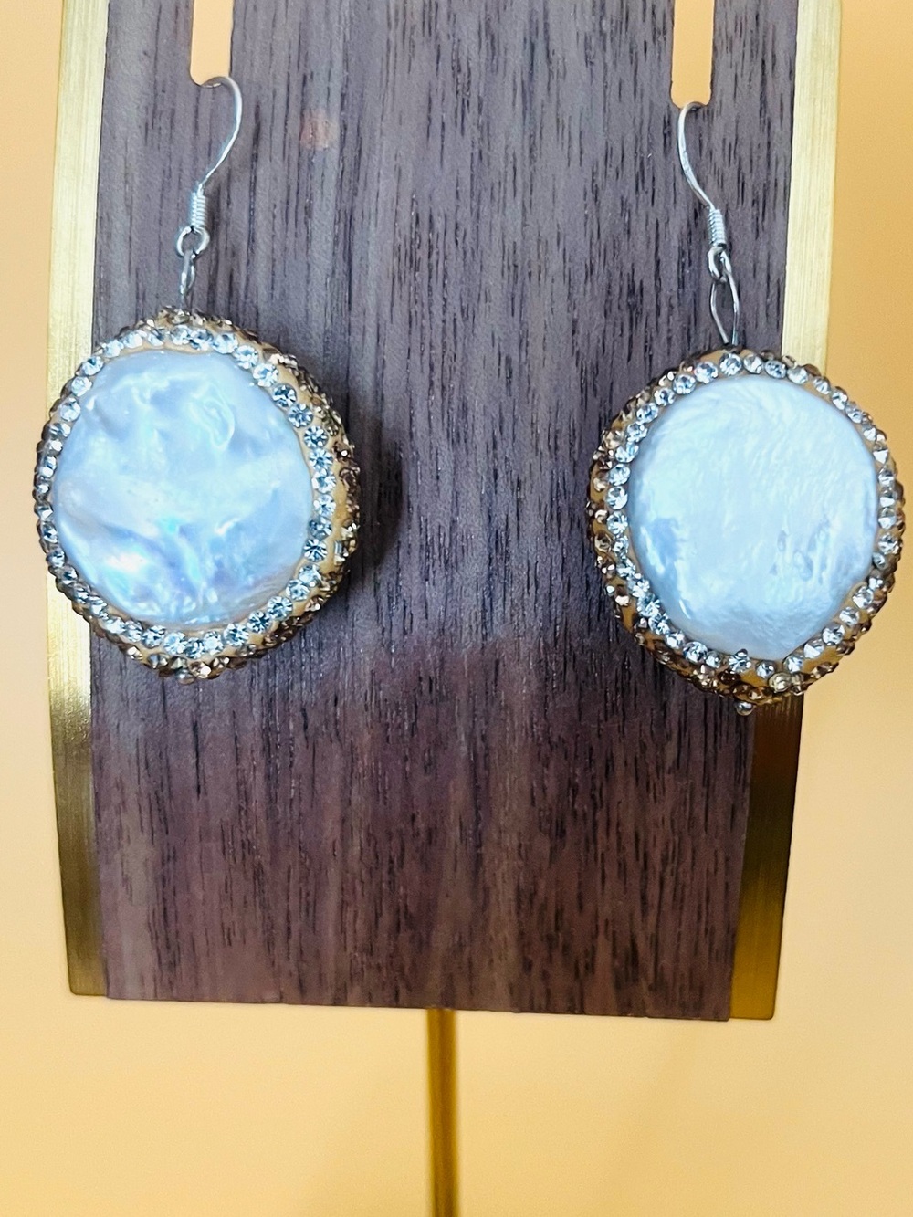 Elegant White Mother-of-Pearl Drop Earrings with Gold Trim